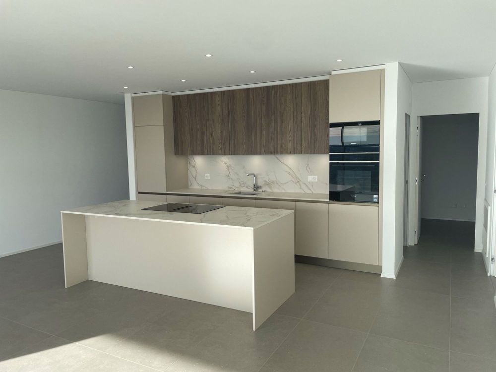 NEUES UND AUSSERGEWÖHNLICHES 3.5-ZIMMER-APARTMENT MIT BEZAUBERNDEN AUSBLICK - Bild 4