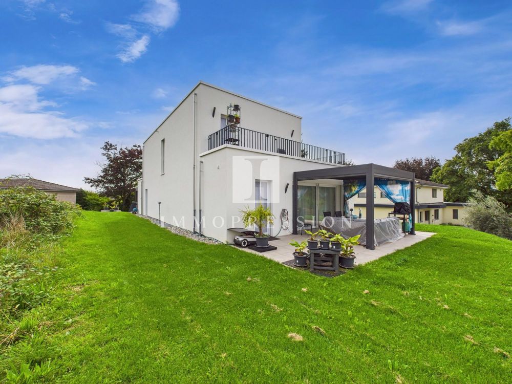 Design trifft Aussicht: Sonnenverwöhntes Wohnen auf höchstem Niveau! - Bild 10