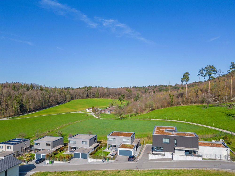 Wohnen an bester Lage - Gränichen "Farnweg - Drohnenaufnahme