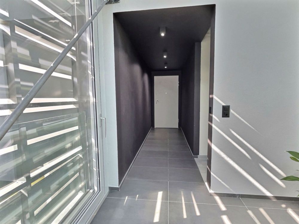 Duplex im modernen Stil, ungewöhnlich - 4,5 Zimmer - Duplex, 4.5 pièces, 150.00 m2