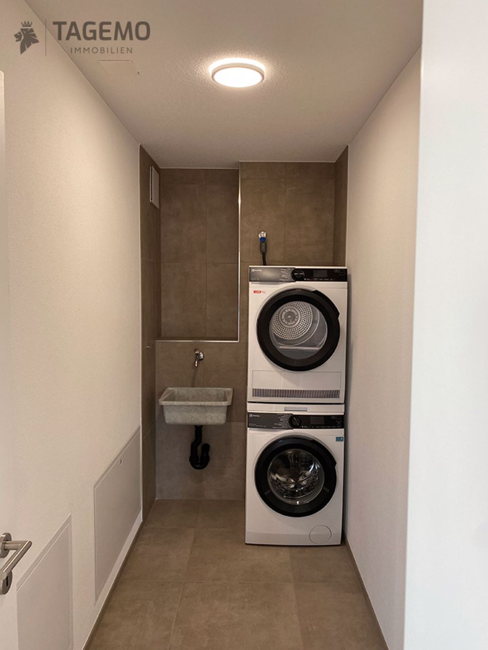 Exklusive Attika-Wohnung mit sonniger XL-Terrasse – Ihr idyllisches Wohnglück! - Bild 8
