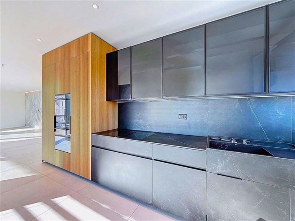 Spektakuläre Aussicht auf den See! - Bild 6