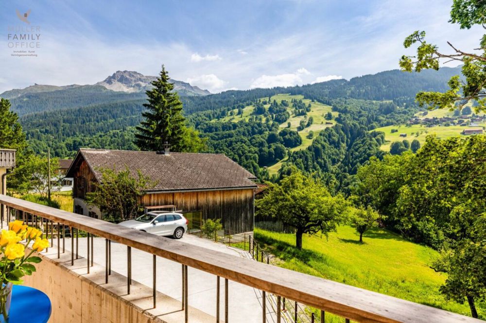 Stilvolle 3 1/2 Zimmer-Gartenwohnung (Erstwohnung) mit Einfamilienhaus-Charakter - Bild 9