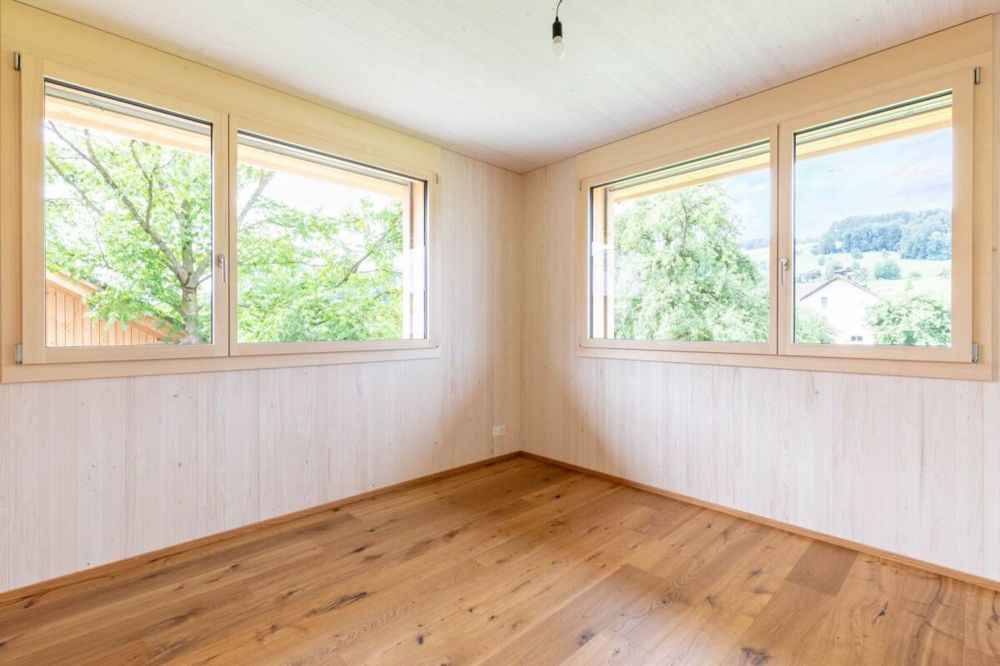 Nachhaltiges Wohnerlebnis aus Holz - Helle Räume erwarten Sie im Obergeschoss