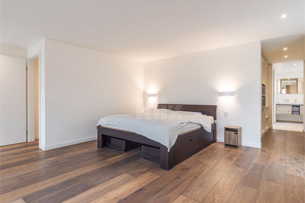 Prächtige moderne Villa von 250m2 mit sorgfältiger Ausführung - Bild 6