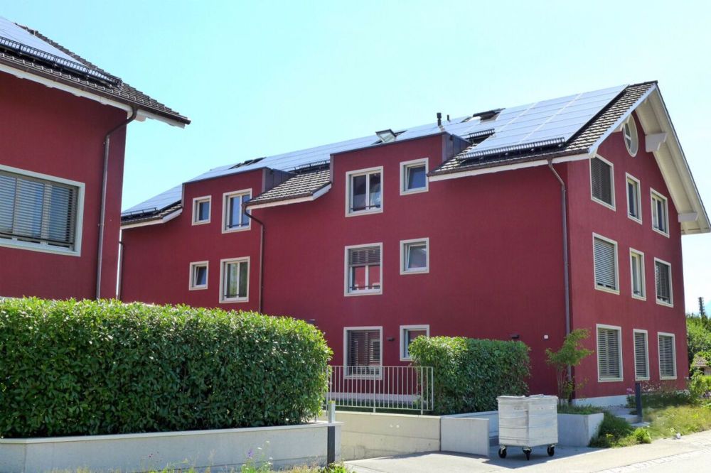 Neuwertige Dachwohnung mit Galerie - Bild 2