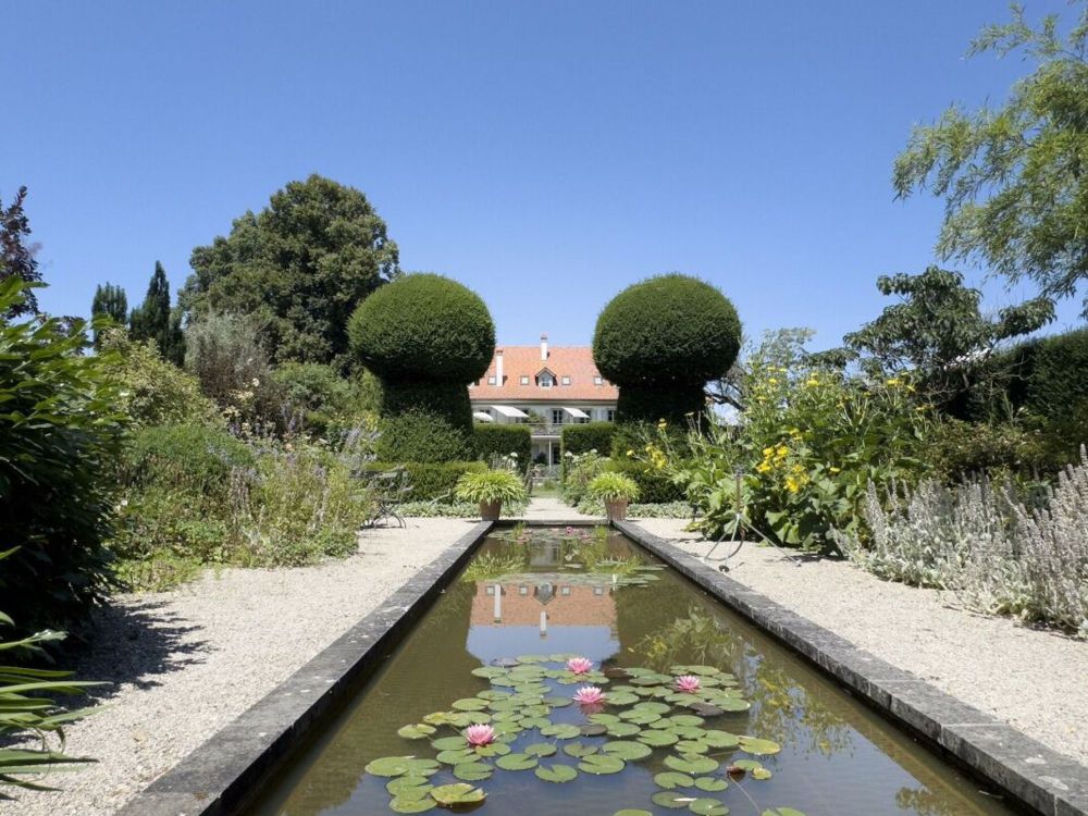 Einzigartige 4-Zimmerwohnung mit zahlreichen Annehmlichkeiten im Schlosspark Courgevaux - Bild 2