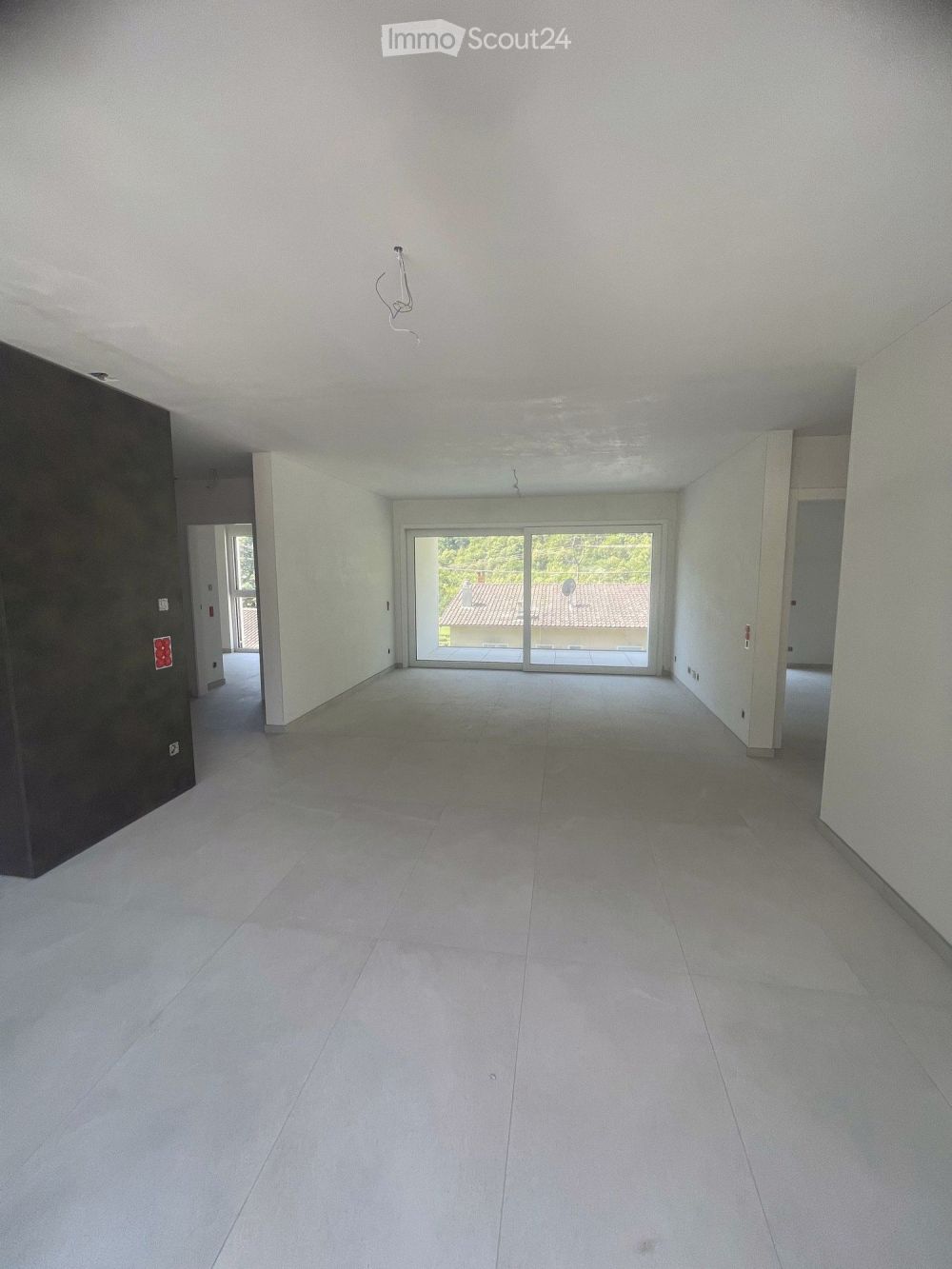 Modernes Apartment mit 4.5 Zimmern und Panoramablick in Avegno - Bild 7