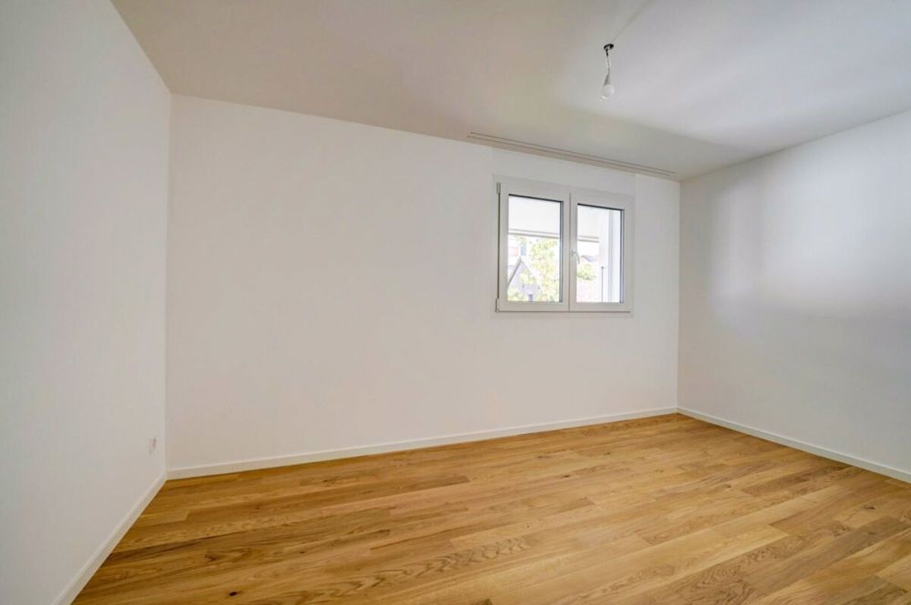 Wohnung mit 4.5 Zimmern, neu - Chambre n° 2