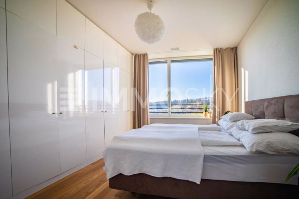 Urbaner Luxus: Stilvolle Wohnung mit höchstem Komfort - Bild 4