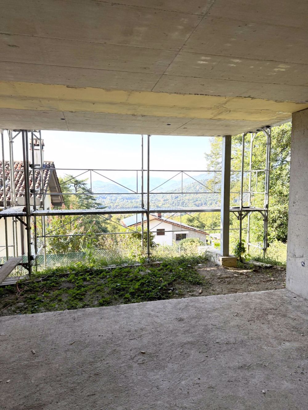 Neue 4,5-Zimmer-Wohnung im modernen Stil mit Veranda und großem privatem Garten - Bild 5