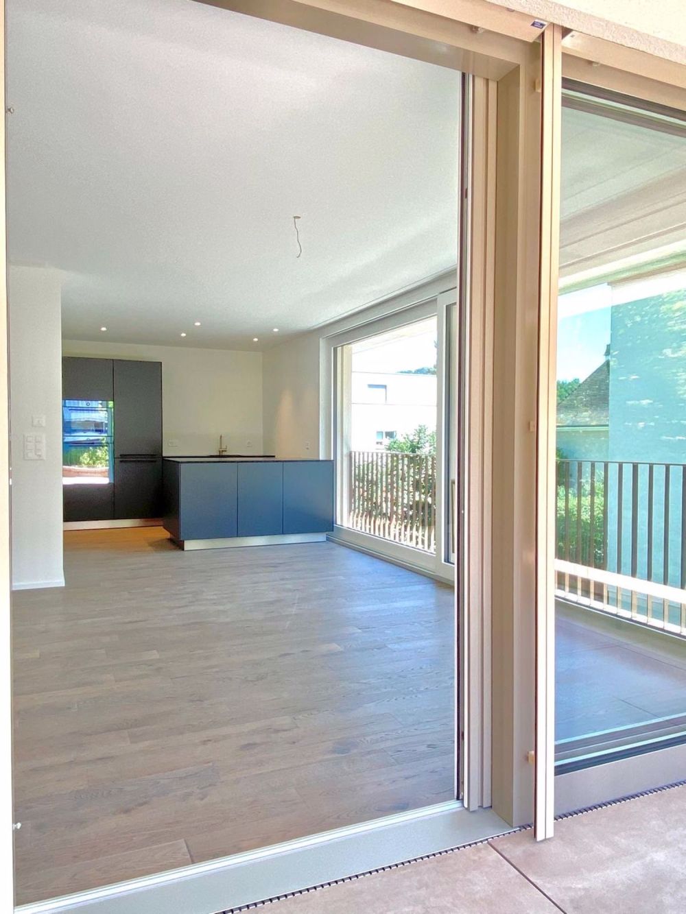 Hochmoderne 2.5-Zimmer (Neubau aus 2024) am Schafmattweg 106 in Binningen - Bild 3