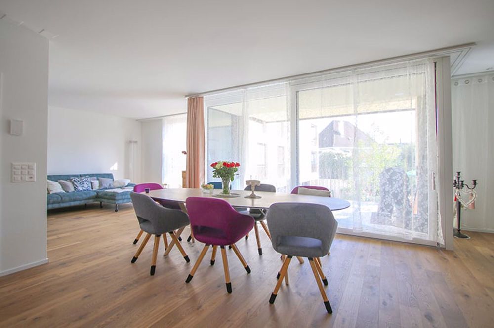 Neuwertige 4.5-Zimmerwohnung im Zentrum von Thun - Bild 1