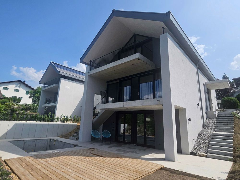 Villa mit Pool und Bojenplatz - wo der Tag am See erwacht - Bild 8