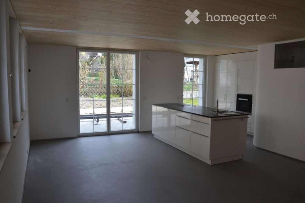 3-Generationen-Haus, 7-Zi.+2-Zi.+Garten, edel, modern & chic restauriert,sehr hell,alles bio - Wohnstube mit Inselküche (Dampfabzug gegen unten, viel Platz, Granitabdeckung, soft-touch Schubladen, beste Ausführung)