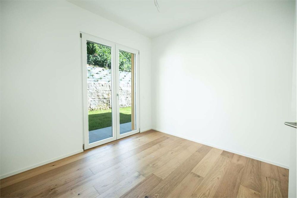 Helles Dachgeschoss 4.5 mit Balkon und Seeblick - Bild 3