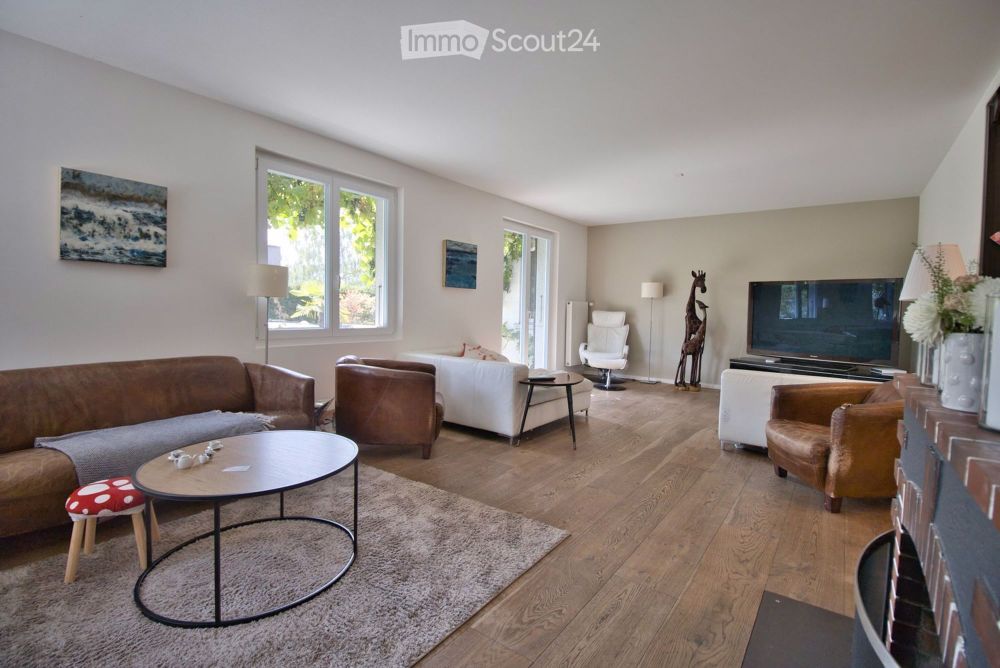 Traumhafte Lage/Garten- und Poolparadies/unmittelbar nähe Aare/viel Potenzial (Ausbau oder Neubau) - Bild 11