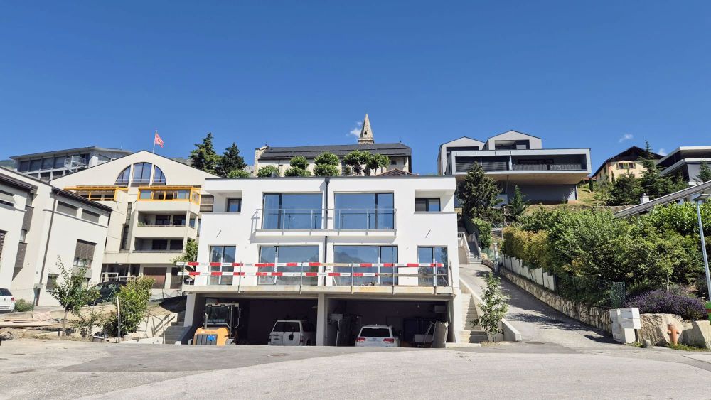 Villa jumelle avec 2 terrasses et jardin proche de Sion à Grimisuat | dreamo.ch - Bild 2