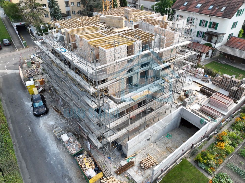 Modern und sonnig: 4.5-Zimmer-Neubauwohnung mit Komfort in Menziken - Bild 10