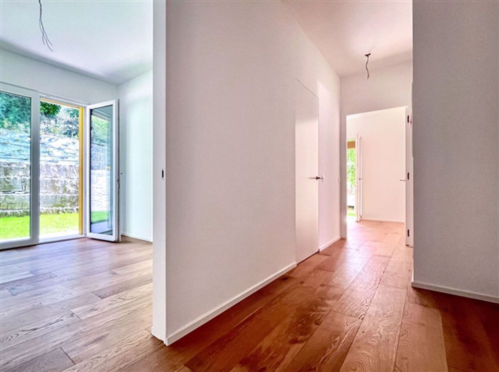 Brusino Arsizio - 4.5-Zimmer-Wohnung mit grossem Garten und Seeblick - Bild 7