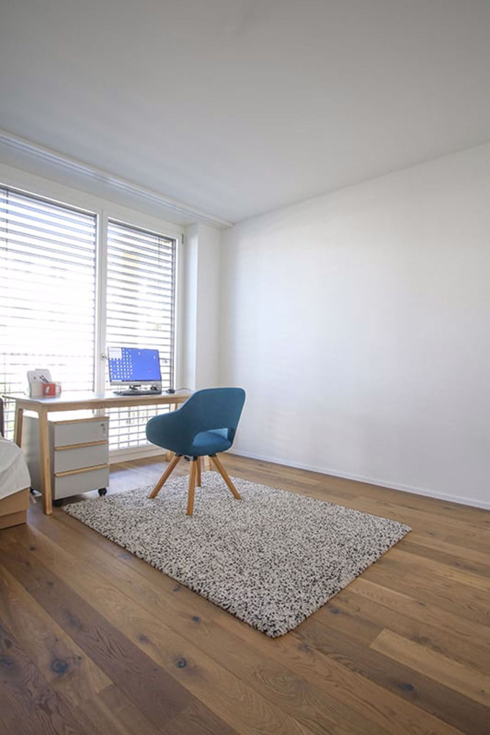 Neuwertige 4.5-Zimmerwohnung im Zentrum von Thun - Bild 8