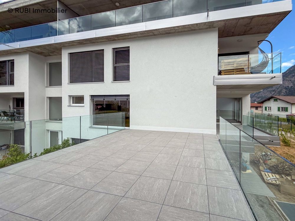 Schönes neues 4.5-Zimmer-Apartment mit großer Terrasse - Bild 9