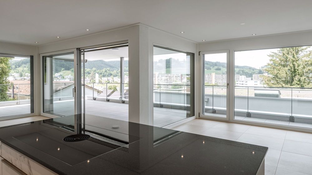 Topmoderne 4½-Zimmerwohnung mit grosser Terrasse - Bild 10