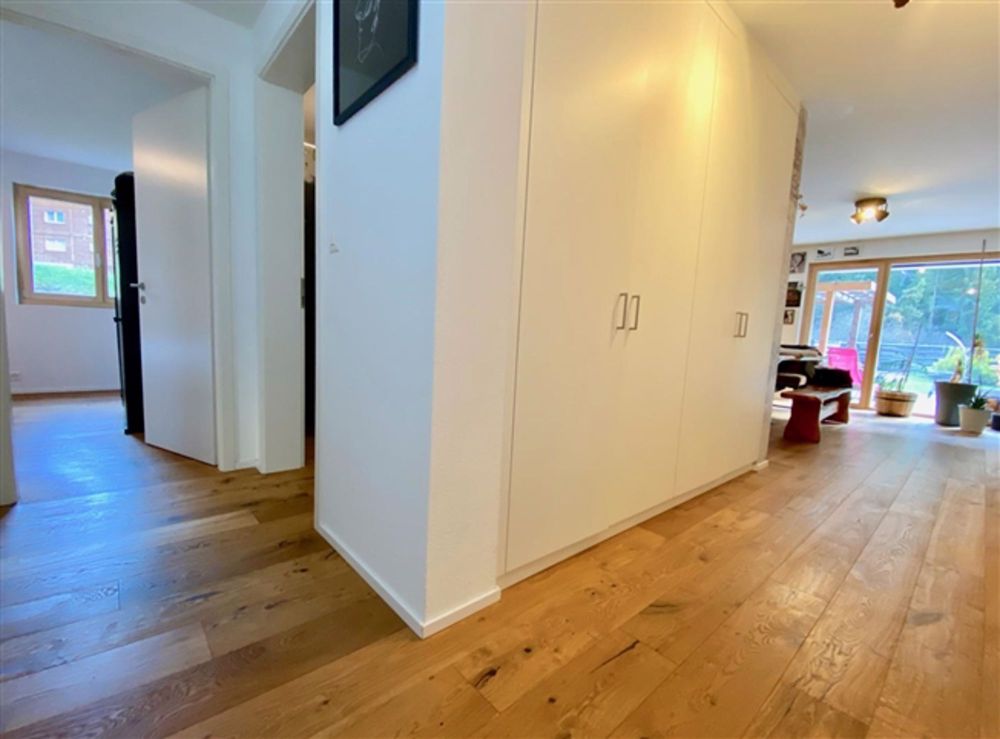 Schöne Wohnung im Erdgeschoss in Morgin 3,5 Zimmer - Bild 1