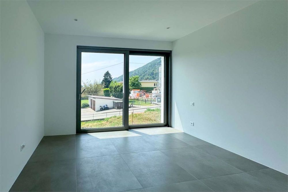 Villa Moderna con Piscina e Giardino a Gravesano - Bild 8