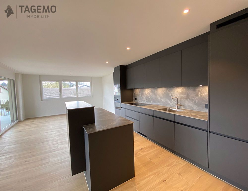 Wohnen mit Stil: helle 3½-Zi-Neubauwohnung mit Balkon & Lift in Glashütten - Bild 3