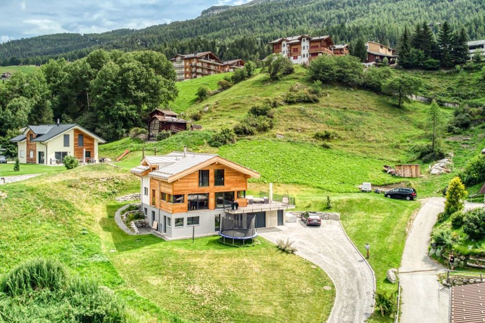 Modernes Wohnen in den Bergen – Ihr Neubau-Traum in Grächen - Bild 2
