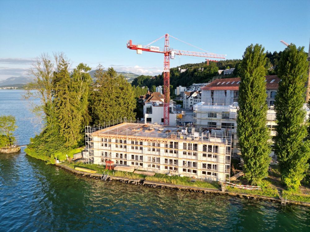 Luxuriöses Lakeshore Townhouse am Zürichsee - Aussenansicht