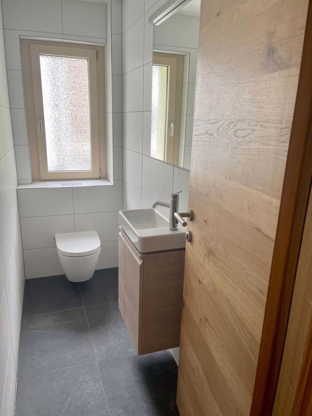 Moderne neu renovierte 4.5 Zimmerwohnung in Naters - Bild 4