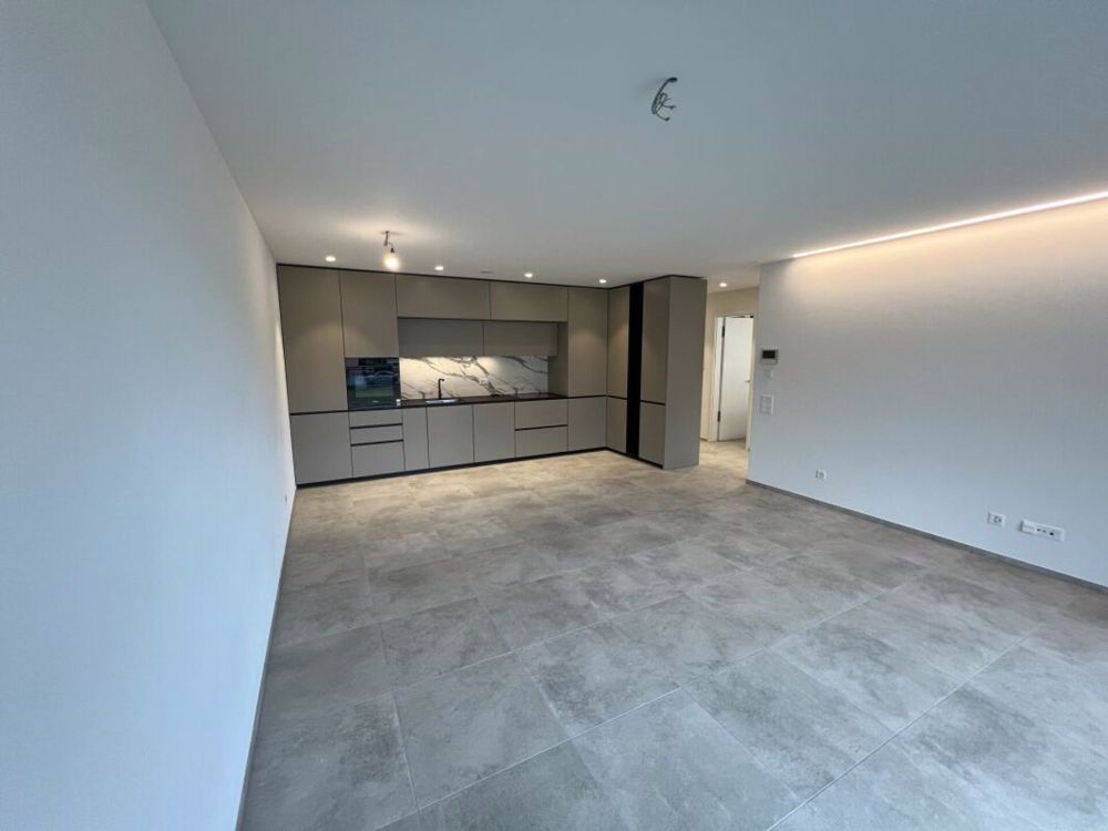 Wohnung 2.5 Zimmer 1P - Bild 4