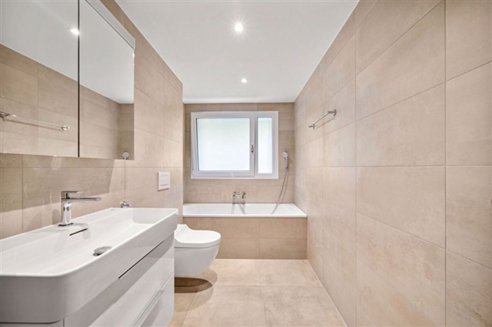 Eine einzigartige Kulisse zwischen See, Weinbergen und Bergen - Bild 9