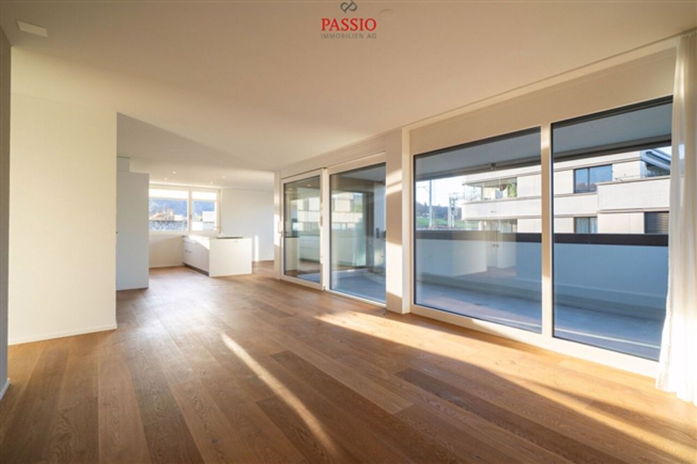 Neuwertige 4½-Zimmerwohnung mit Extra-Komfort in moderner Überbauung - Bild 5