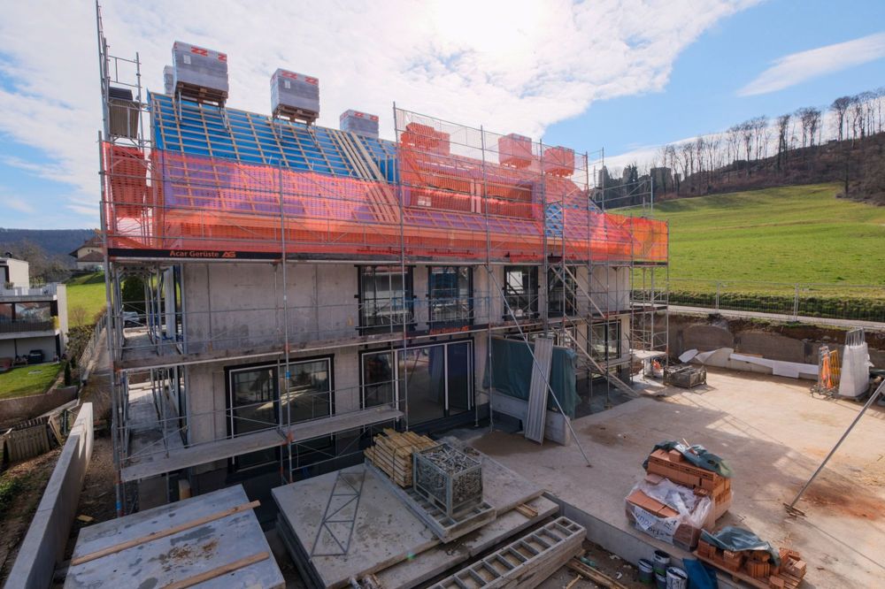 Architektonischer Neubau an idyllischer Wohnlage mit Aussicht - Aussenansicht