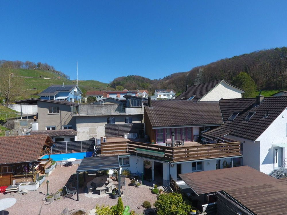 Liebhaberobjekt mit Einliegerwohnung - auch als Mehrgenerationenhaus ideal - Bild 1