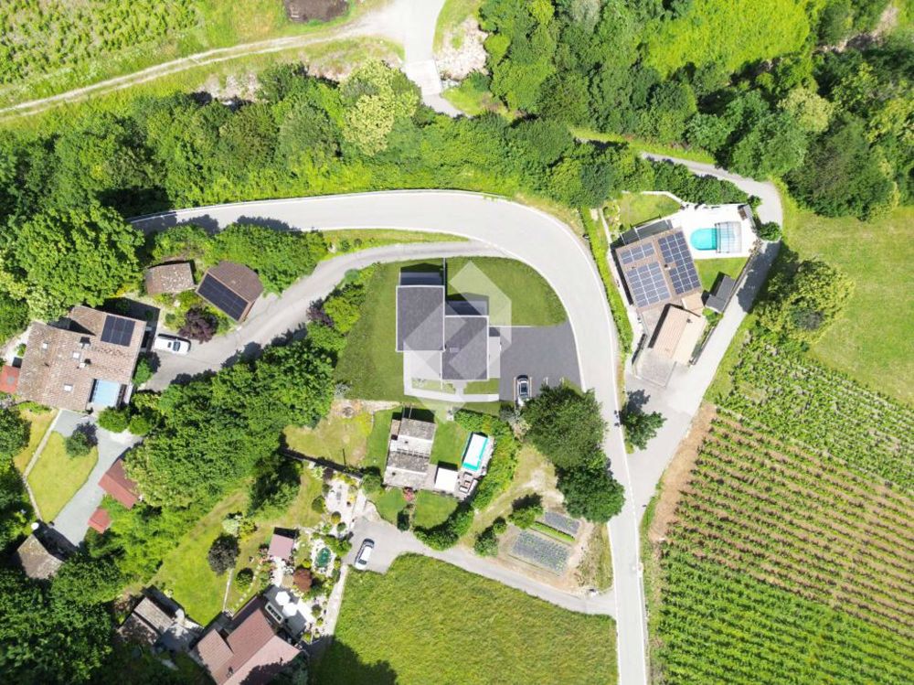 Reihenhaus-Villa mit 4,5 Zimmern und atemberaubendem Blick - Bild 7