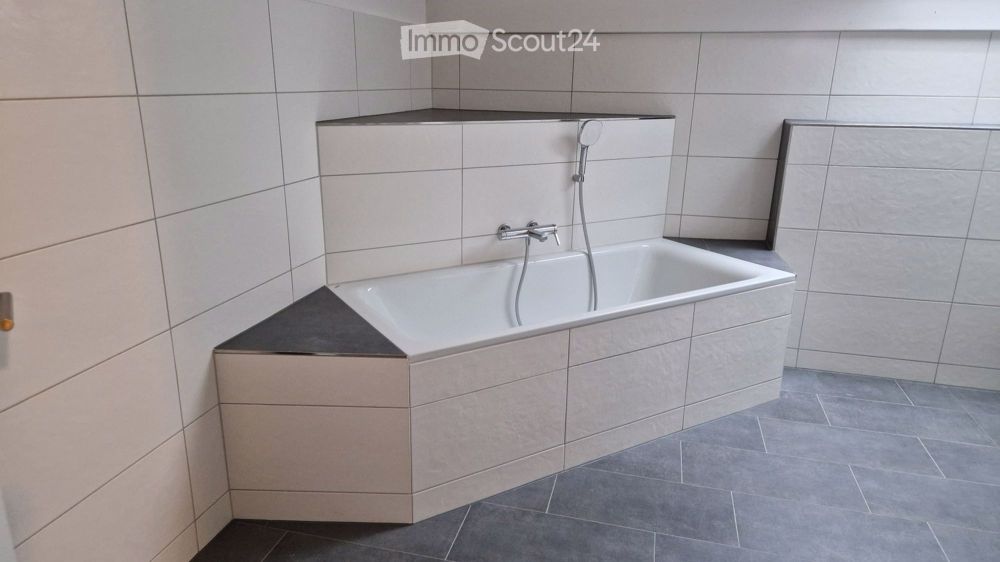 Gönnen Sie sich ein neues Zuhause auf dem Land und doch zentral mit Solaranlage! - Bild 6