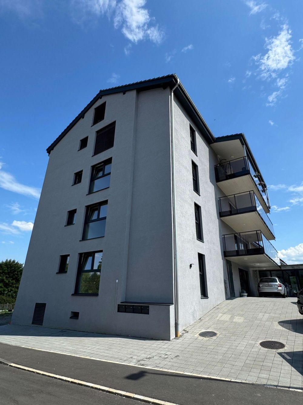 Moderne Neubauwohnung zur Erstvermietung in Top Lage von Men - Bild 5