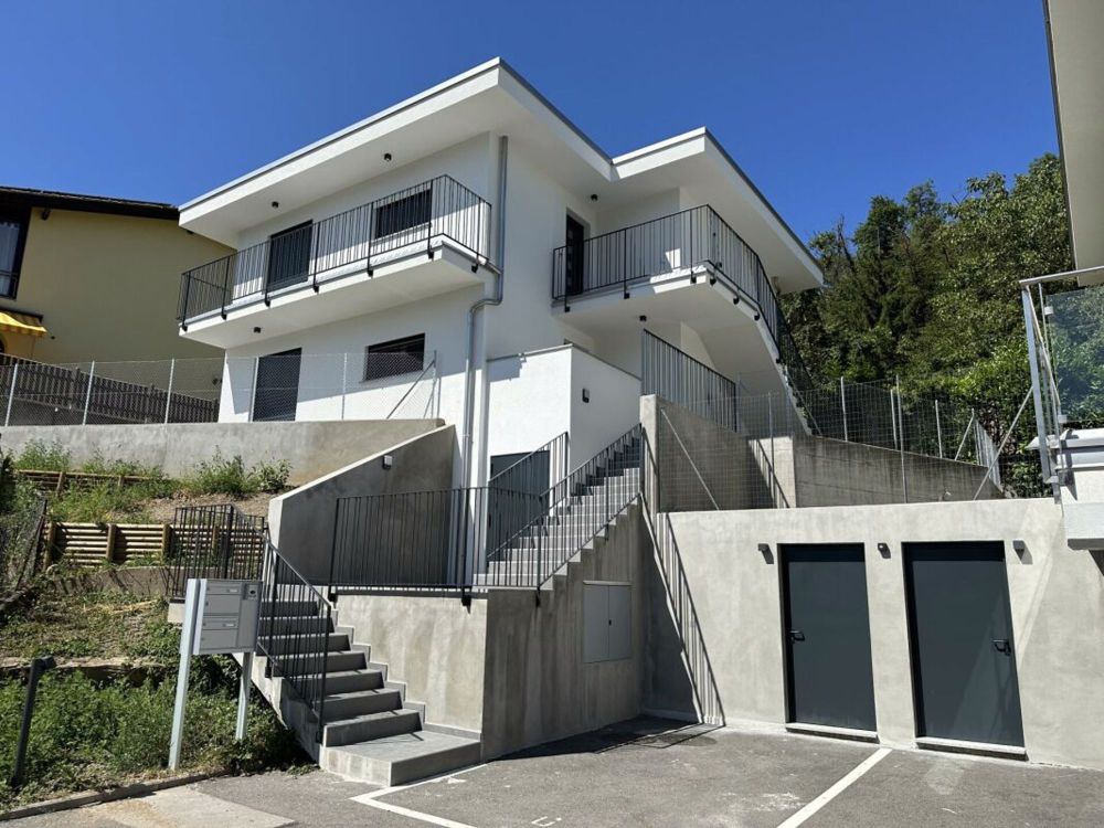 Neue und moderne 3.5-Zimmer-Wohnung, letztes Stockwerk und offene Aussicht Mendrisio Arzo - Bild 12