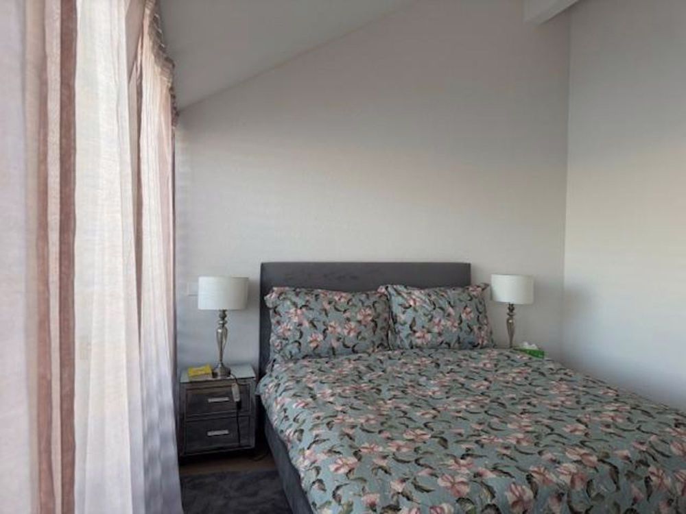 Sehr schönes Reihenhaus zur Miete in einem Wohngebiet - Bild 5