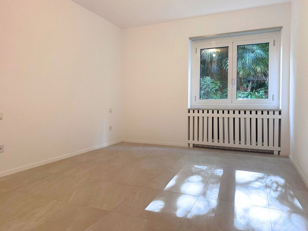 Komplett renoviert mit großem Garten - Bild 4