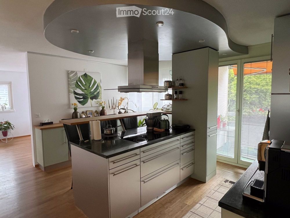 Moderne 5.5-Zimmer-Wohnung mit Balkon und Garage in Bern Bümpliz - Bild 6