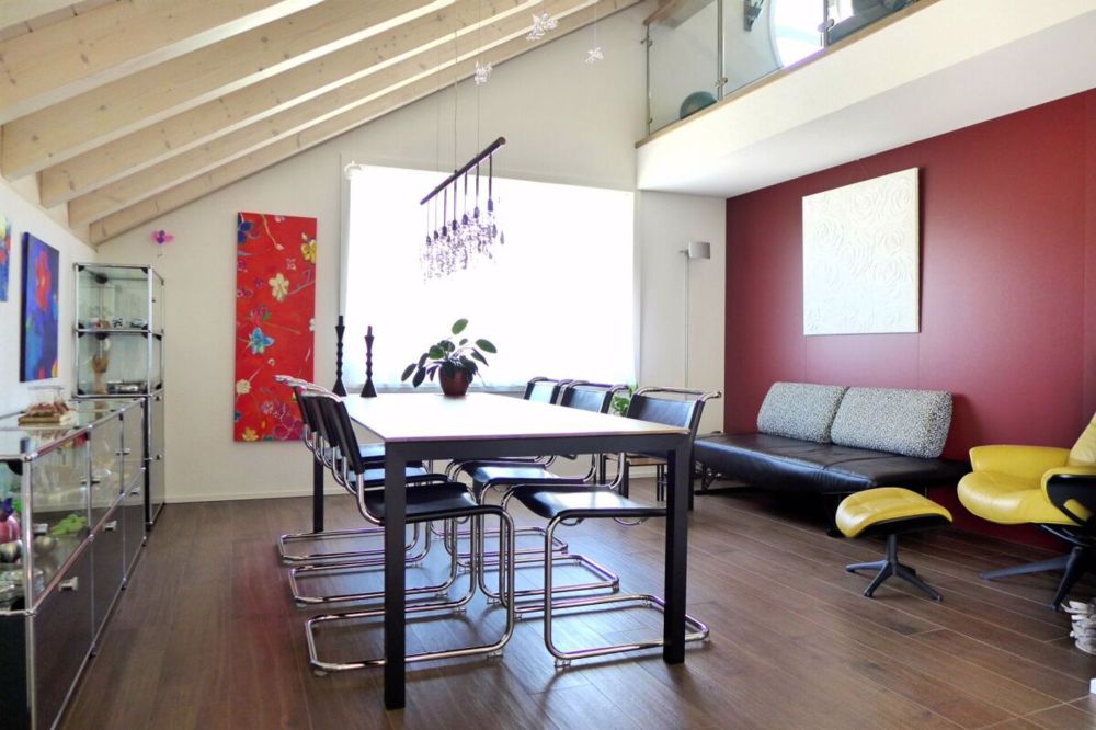 Neuwertige Dachwohnung mit Galerie - Bild 7