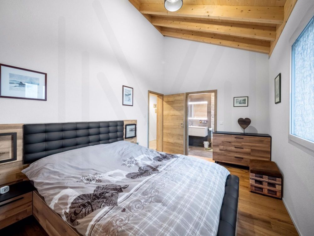 Duplex 5.5 Zimmer von Ausnahme in Attika im Herzen des Dorfes Broc! - Bild 8