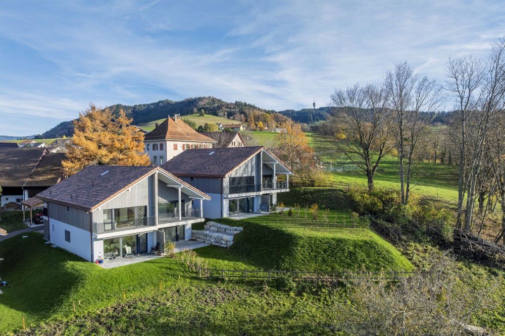 Neue Doppelhaushälfte 4.5 Zimmer mit großem Garten & frei wählbaren Ausstattungen – Villarlod (Gibloux, FR) - Bild 1