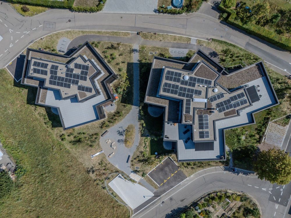 AUSSERGEWÖHLICHE ARCHITEKTUR AN PRIVILEGIERTE LAGE - Bild 12