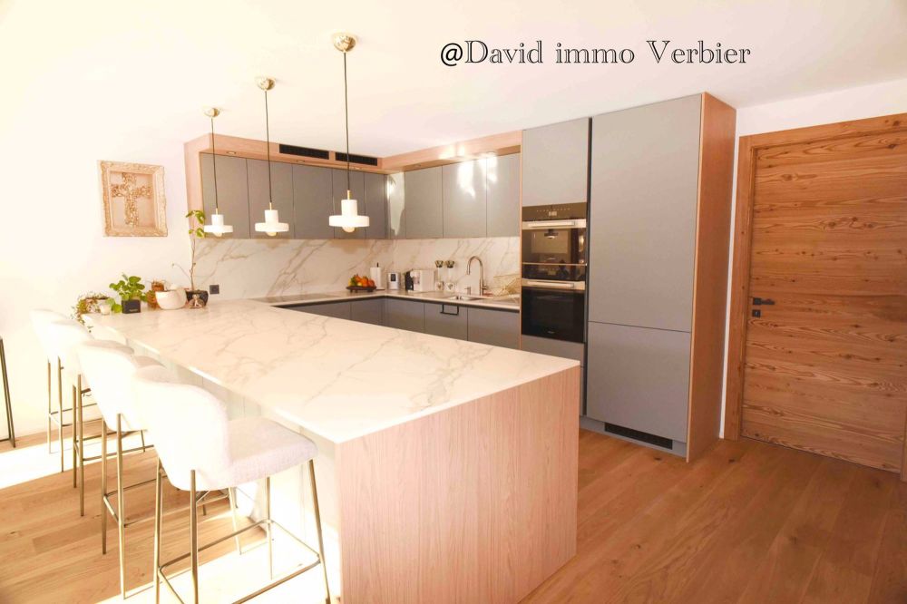 Magnifique Appartement de 7.5 Pièces avec Vue Panoramique à Verbier - Bild 2